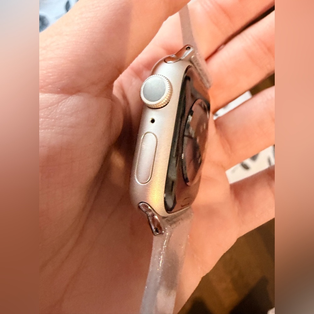 Apple Watch Series 7 Starlight Aluminum Case 41mm With Apple bands Working Order - Picture 12 of 14